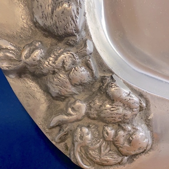 Handcrafted in Mexico Betty Barrena Easter Rabbit Aluminum Platter - Picture 6 of 9